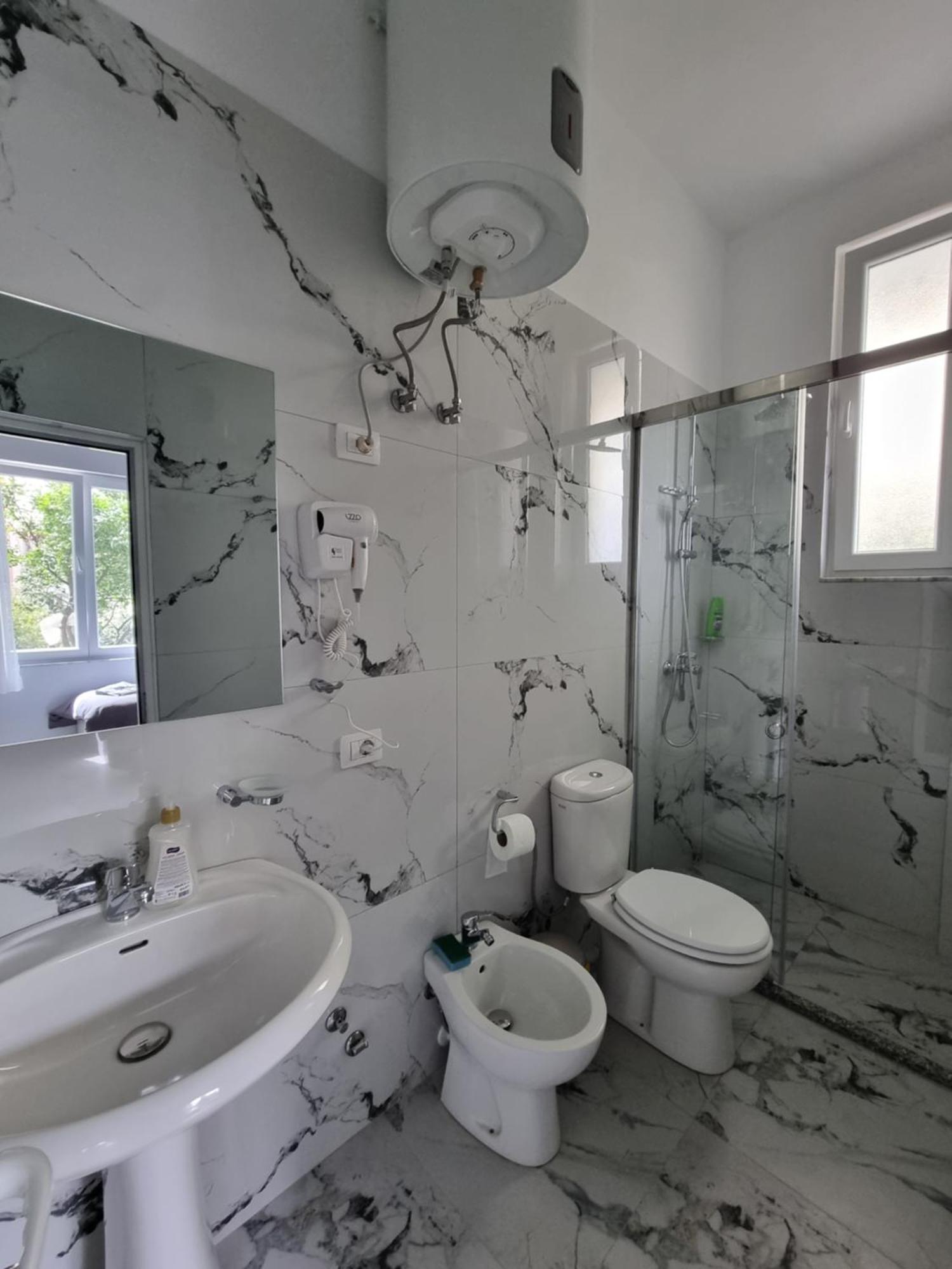טיראנה Dentart&Apartments מראה חיצוני תמונה